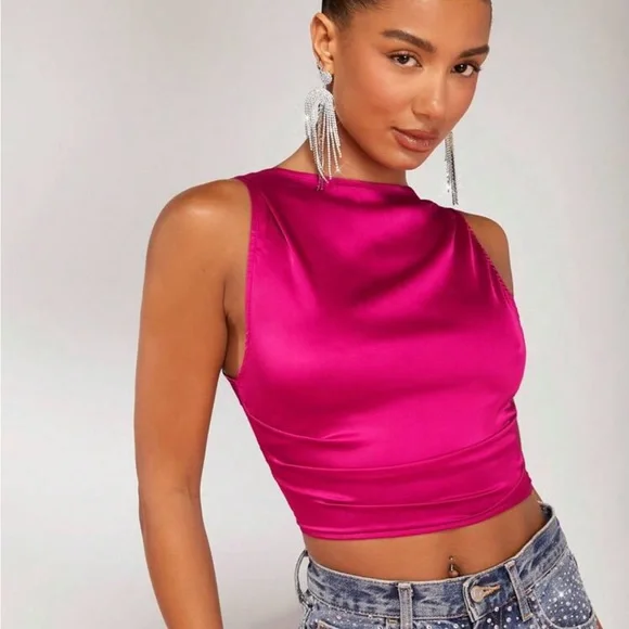 Solid Ruched Crop Satin Blouse - Picture 3 of 6